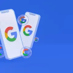 Dwa telefony z logo Google i bańki z tym samym symbolem. Dowiedz się, jak usunąć konto Google.