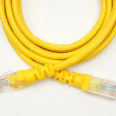 Kabel prosty czy krosowany – co wybrać, aby uniknąć problemów?