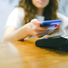 Gdzie jest antena NFC w telefonie? Odkryj jej lokalizację i zastosowanie