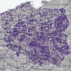 Mapa zasięgu sieci komórkowej w Polsce. Fioletowe plamy pokazują, który operator ma największy zasięg.