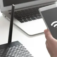 Jak zmienić hasło do Wi-Fi i zabezpieczyć swoją sieć przed nieproszonymi gośćmi