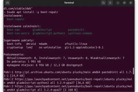 Instalacja pakietu boot-repair w terminalu. Wymaga on m.in. boot-sav i glade2script.