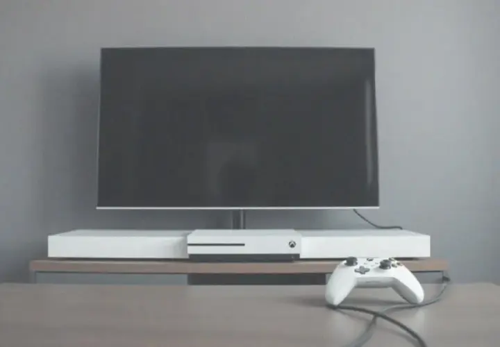 Jak podłączyć drugiego pada do Xboxa i cieszyć się grą w multiplayer