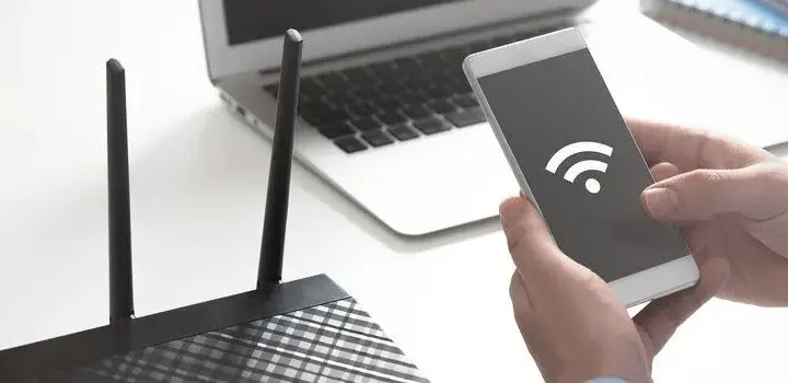 Jak zmienić hasło do Wi-Fi i zabezpieczyć swoją sieć przed nieproszonymi gośćmi