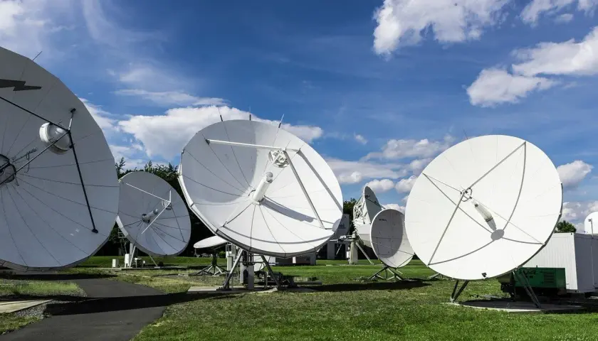 Jak antena satelitarna może poprawić jakość Twojego obrazu?