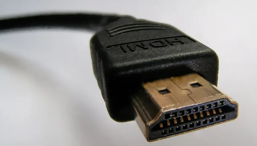 Złącze HDMI. Czy do HDMI ARC potrzebny jest specjalny kabel? Zwykły kabel HDMI powinien wystarczyć.