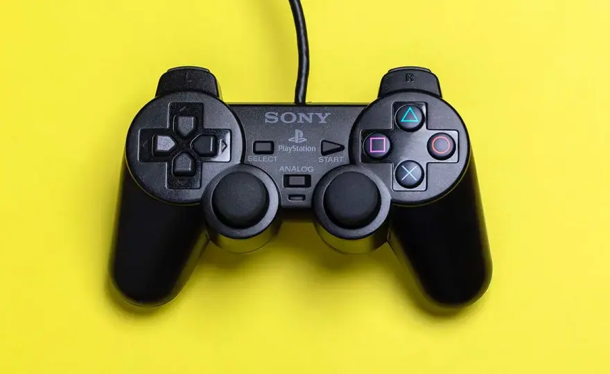 Jak podłączyć pada od PS3 do telefonu bez kabla – proste sposoby i ograniczenia