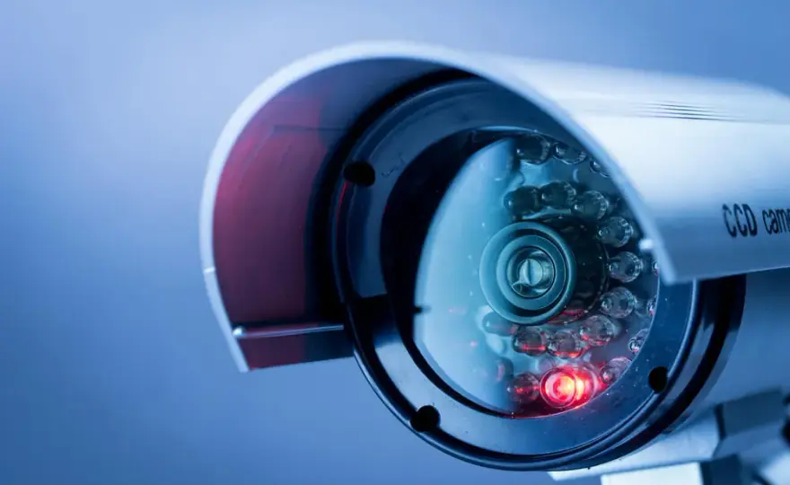 Jak podłączyć kamerę do monitora i uniknąć problemów z obrazem