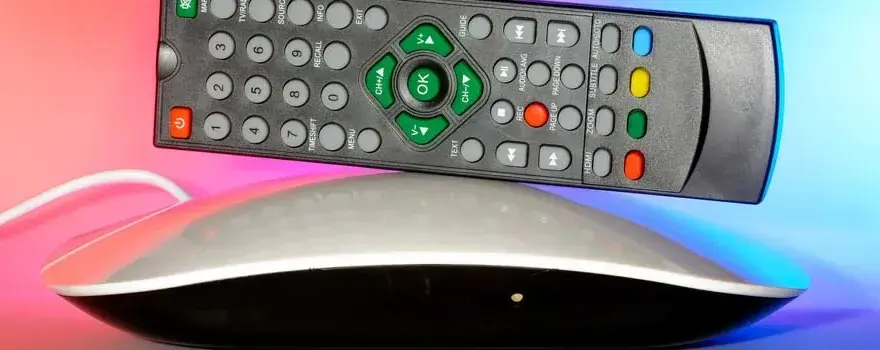 Jak podłączyć dekoder do telewizora - łatwe sposoby i porady