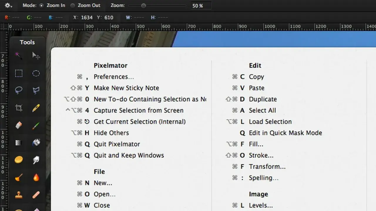 Menu Pixelmator z listą funkcji i ich skróty klawiszowe. Używaj skrótów klawiszowych, by pracować szybciej!
