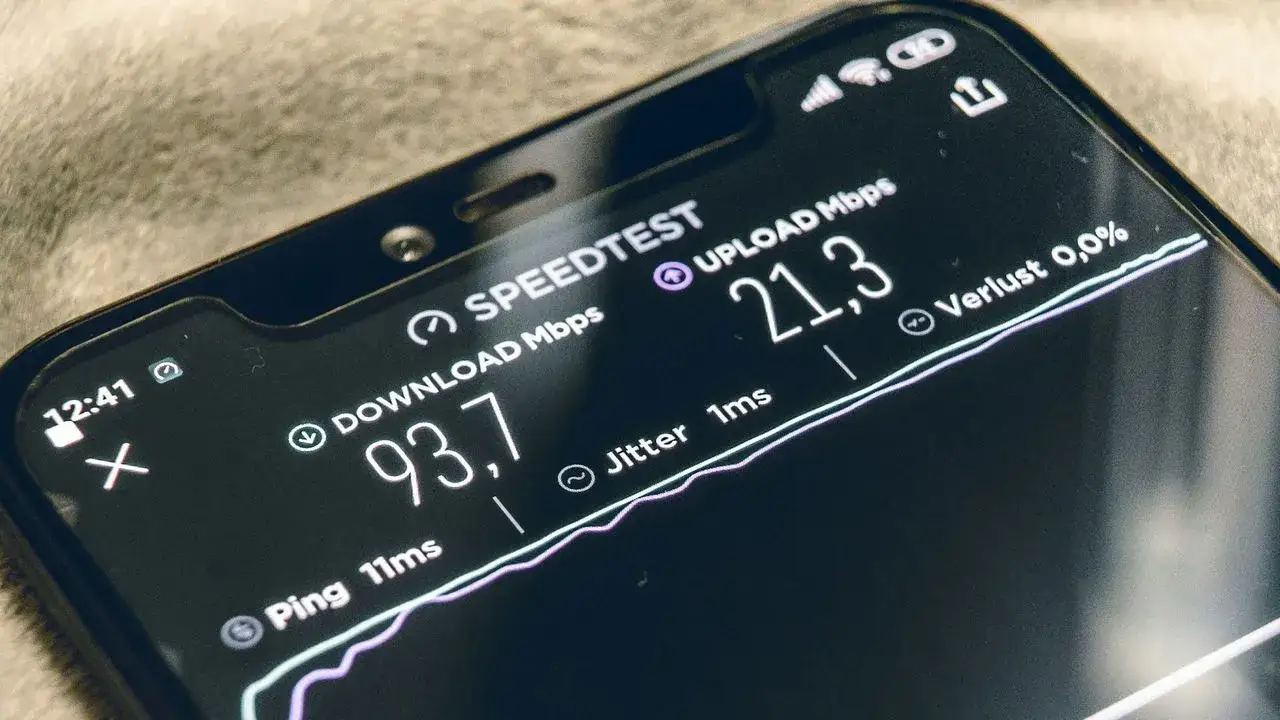 Zdjęcie Jak dzwonić przez Wi-Fi i uniknąć problemów z zasięgiem